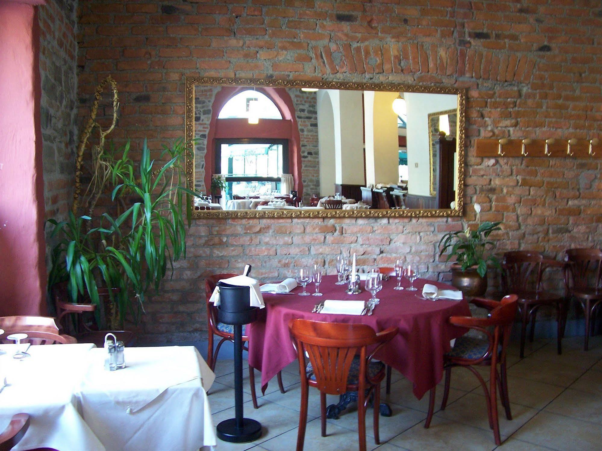 Hotel Il Vecchio Borgo Relais Como Exterior foto